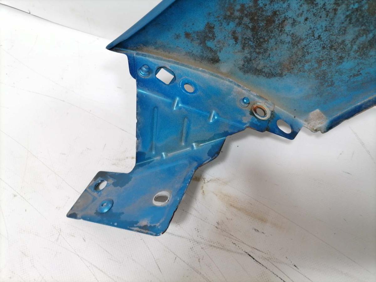 Peugeot 207 original Kotfl&uuml;gel vorn rechts KMU Blaumetallic Bj.2008